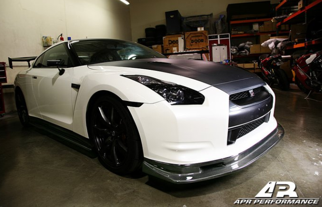 Nissan GT-R GT3 Carbon Fiber Side View Mirrors